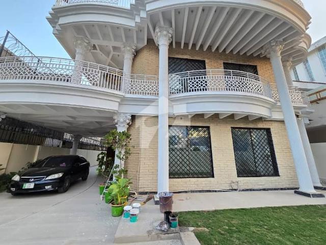 F 7 House For Sale