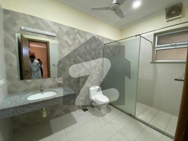 F 7 Luxury House For Rent F 7
