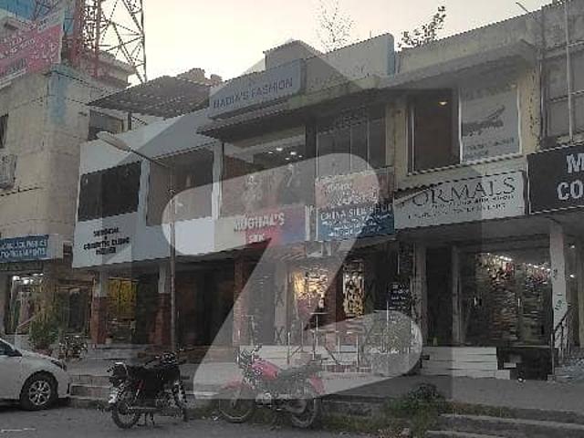 F 7 Markaz Unit Available 12*35 3 Storey