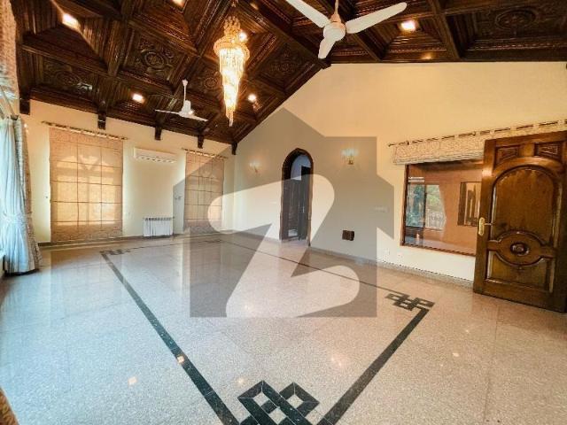 F 7 Spacious House Available For Rent. F 7
