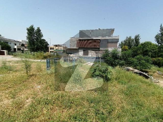 F 7 Residential Plot For sale Sized 1066 Square Yards