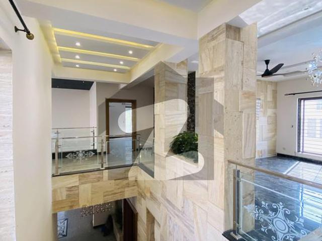 F 8/3 Brand New Triple Storey House F 8/3