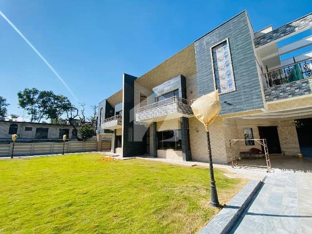 F 8 Beautiful House For Rent