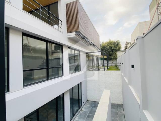F 8 Brand New House Architecture Designed House For Sale