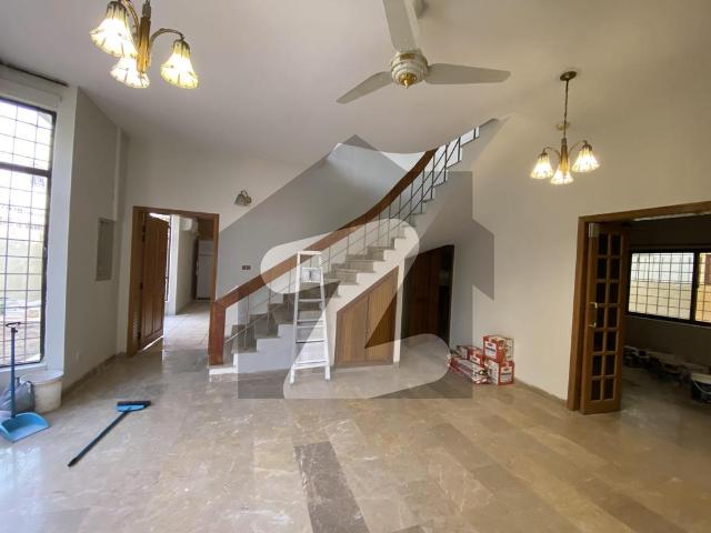 F 8 House For Rent F 8