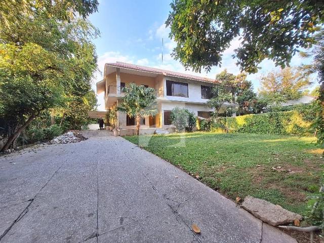 F 8 House For Sale