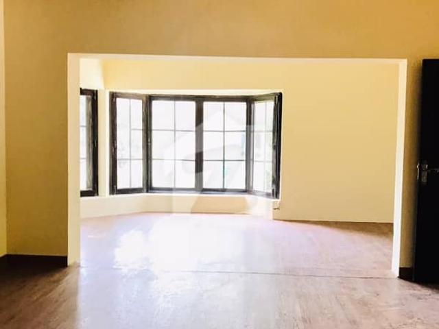 F 8 House For Sale