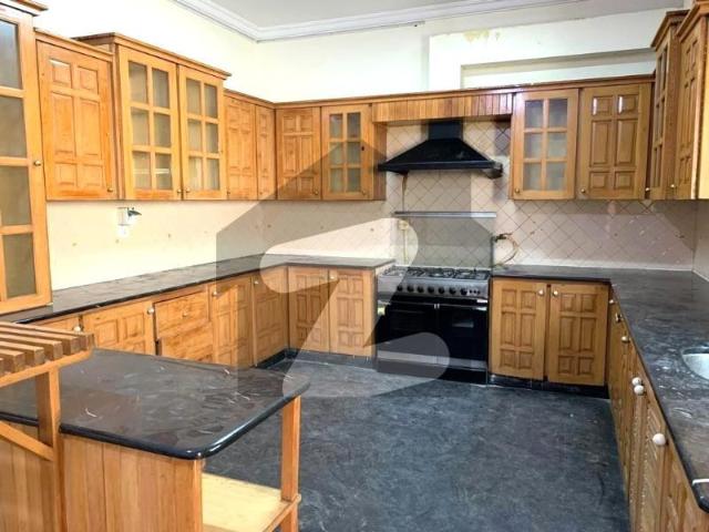 F 8 Islamabad | 500 Sq. Yds. House for Rent Spacious 500 Sq. Yds. House | Prime Location F 8