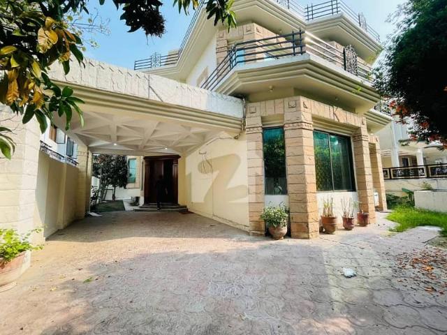 F 8 Semi Furnished House For Rent