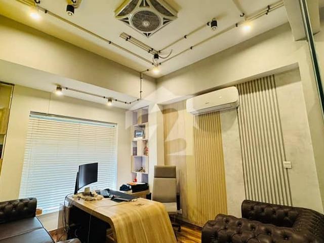 F 8 Park Facing 1244 Square Yards House Available 80*140 Marglla Facing