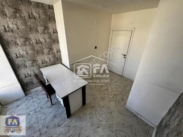 Fa Emlak'dan Çarşı Merkezi Olan İstiklal Cad.üstü Kiralık3+1ofis