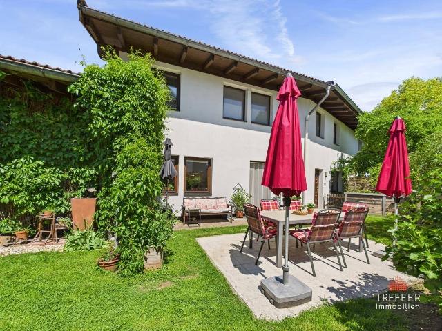 Familien t raum mit Garten – großzügige Doppelhaushälfte mit Vollkeller
