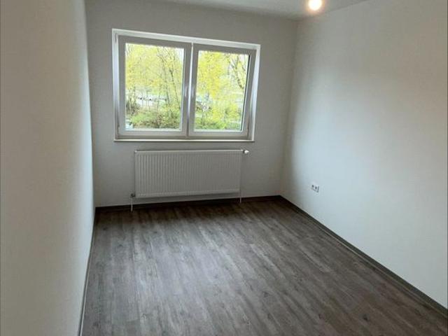 Familienangelegenheit: großzügige 3 Zimmer Wohnung