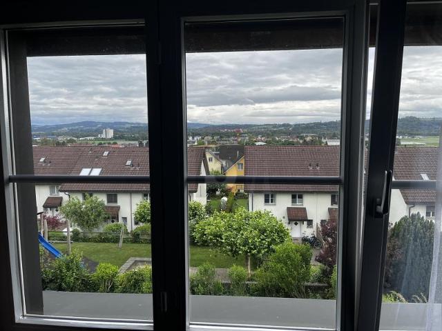 FAMILIENFREUNDLICH MIT GARTEN