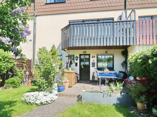 familienfreundlich und ruhig gelegen: 5,5 Zimmer mit Terrasse u Balkon in GE Feldmark