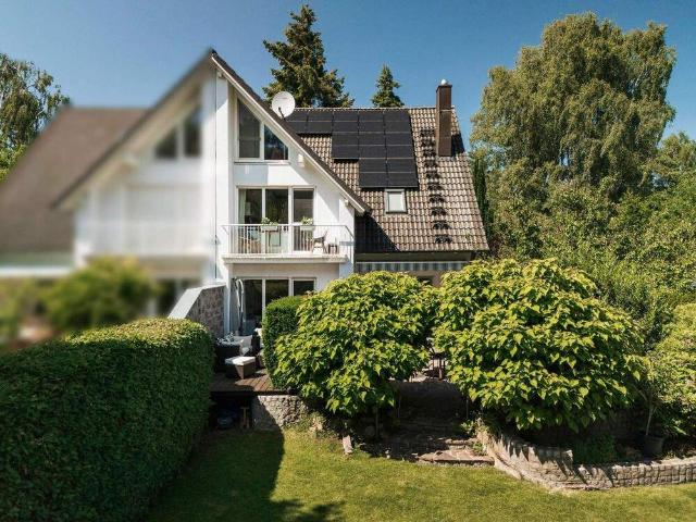 Familienfreundliche Doppelhaushälfte mit viel Platz und ruhiger Gartenoase