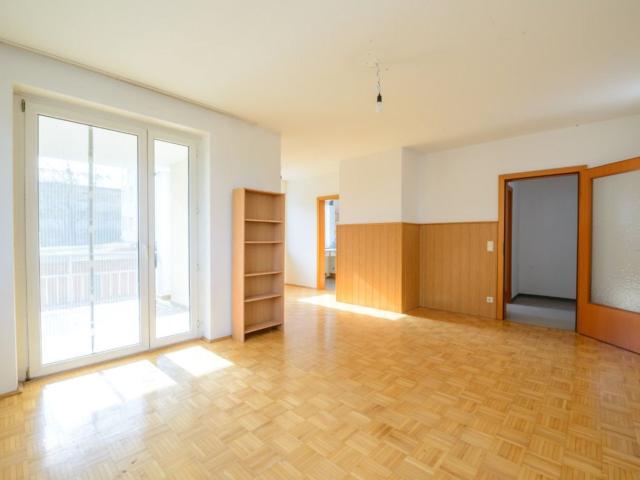 Familienfreundliche 3 Zimmer Wohnung in Grünlage