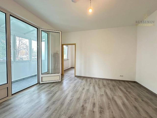Familienfreundliche 3 Zimmer Wohnung mit Loggia