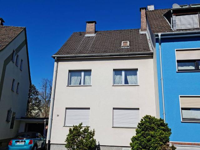 FAMILIENFREUNDLICHES WOHNEN + in Rath Heumar
