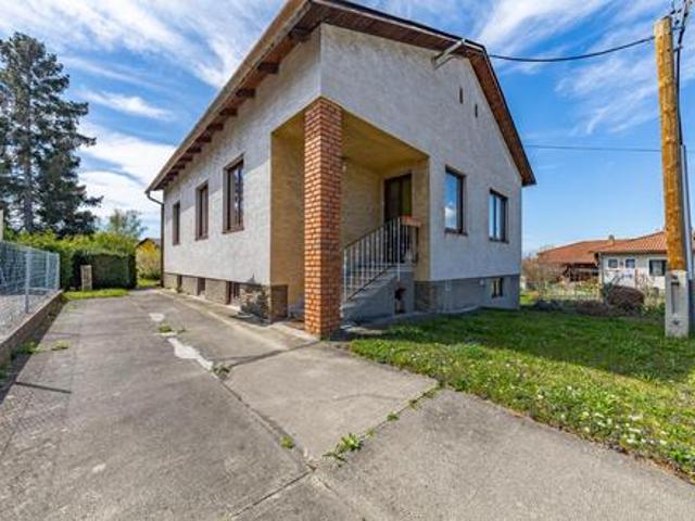 FAMILIENFREUNDLICHES HAUS MIT GROßEM GARTEN IN DER GARTENSTADT!
