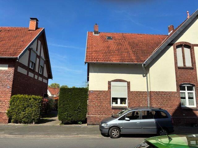 Familienfreundliches Reihenendhaus mit Garten in Bochum Linden