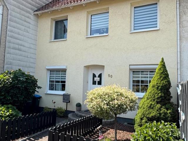 Familienfreundliches Reihenhaus mit Einliegerwohnung und Garten