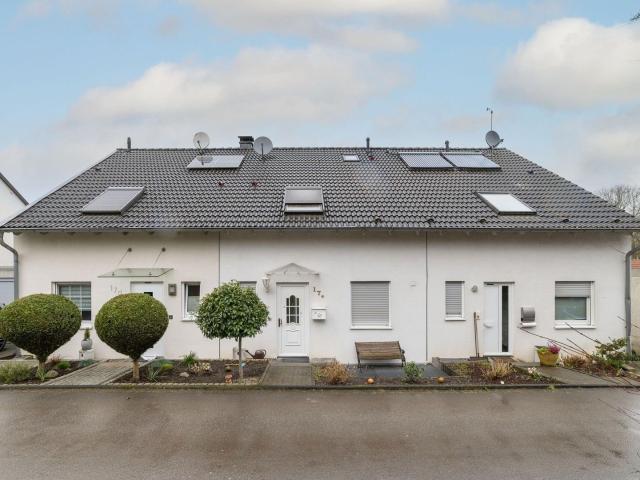 Familienfreundliches Reihenmittelhaus mit Kemnader Seeblick Provisionsfrei & Energieeffizient