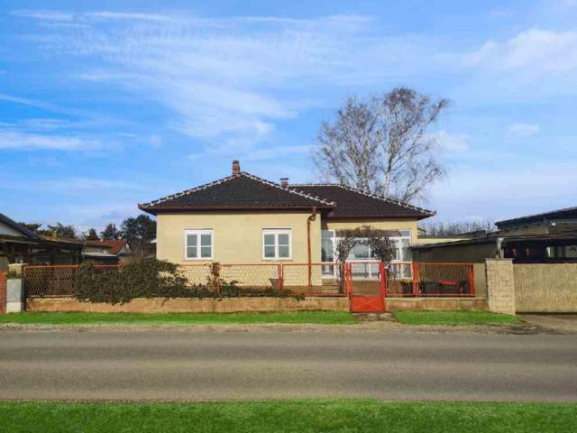 Neuer Preis! Gestalten, genießen, ländlich wohnen – Einfamilienhaus mit Gartenidylle nahe Wien