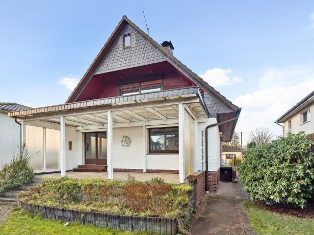 Familienglück gesucht für großzügiges Ein /oder Zweifamilienhaus in Niendorf!