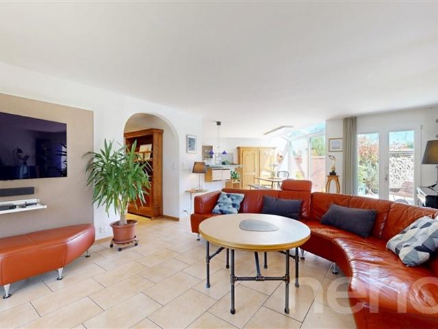 Familienhaus 189 m², Bergblick, Garten und südliche Ausrichtung