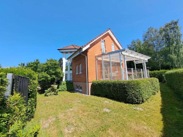Familienhaus in bevorzugter Stadtrandlage mit Garten
