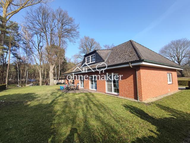 FamilienHaus mit ca. 84 m2 Ausbaureserve auf sehr gepflegtem 3000 m2 Grundst