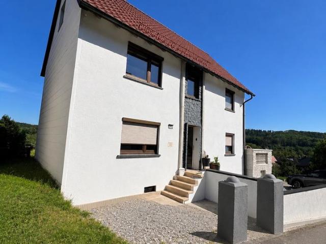 Familienhaus mit Weitblick & großem Grundstück