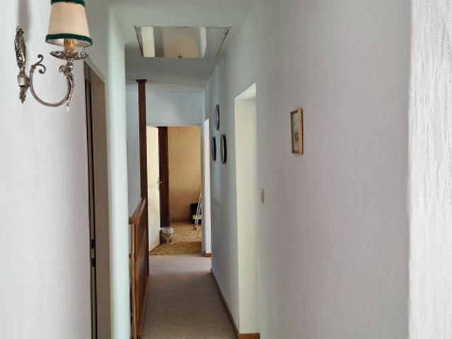 Familienidyll in Breitenfurt: Gepflegtes Familienhaus mit 7 Zimmern, Garten und Garage!