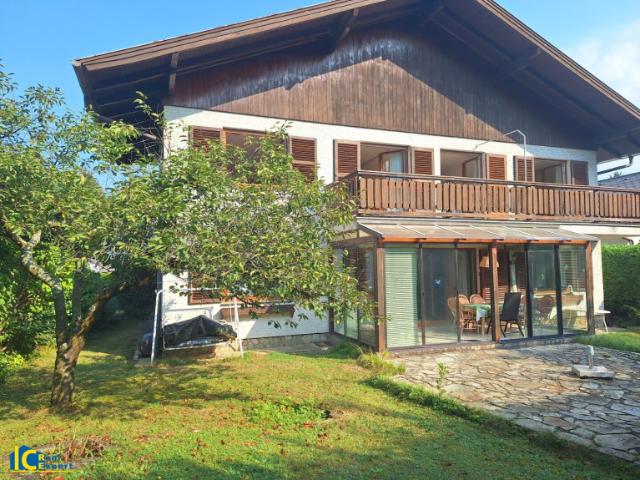 Familienidyll in Breitenfurt: Gepflegtes Familienhaus mit 7 Zimmern und Garage!