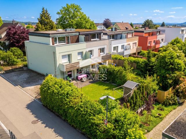 Modernes Familienhaus mit traumhaftem Garten in Therwil