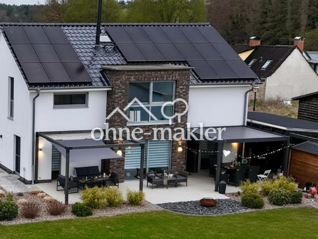 Familienparadies: Modernes EFH mit großem Garten – Energieeffizient und provisionfrei