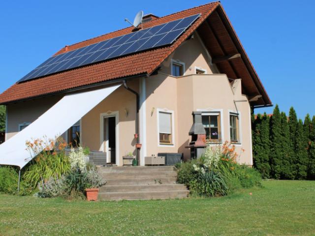 Familienparadies im Grünen Traumhaftes Einfamilienhaus