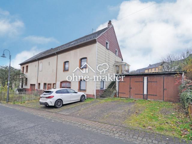 Familienparadies in der Eifel: Bauernhaus mit Nebenwohnung, Ausbaupotenzial und Bauland