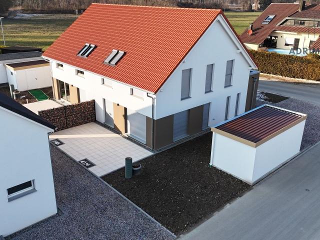 Familientraum! Attraktive Neubau Doppelhaushälfte in KfW 40 Bauweise in Illertissen Au!