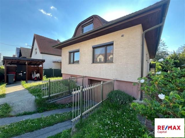 Familientraum Haus mit großem Grundstück in Kapellerfeld