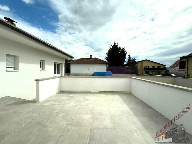 FAMILIENTRAUMHAUS neben Neufelder See!