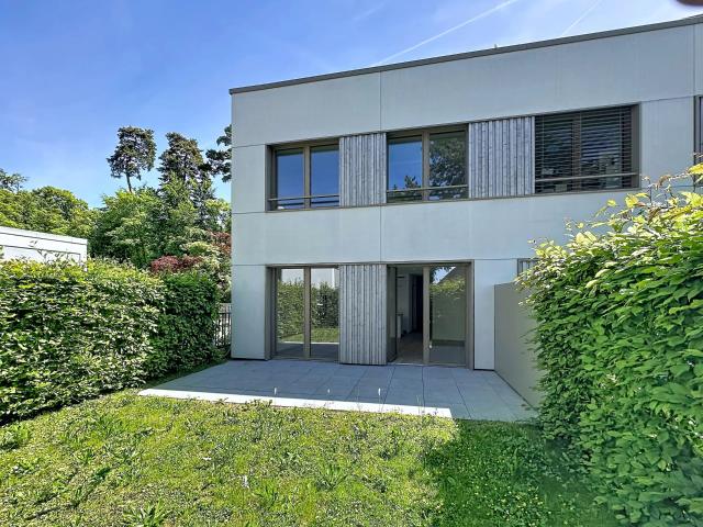 Familienvilla mit Licht, Garten, eine ideale Wohnumgebung in der Nähe aller Annehmlichkeiten