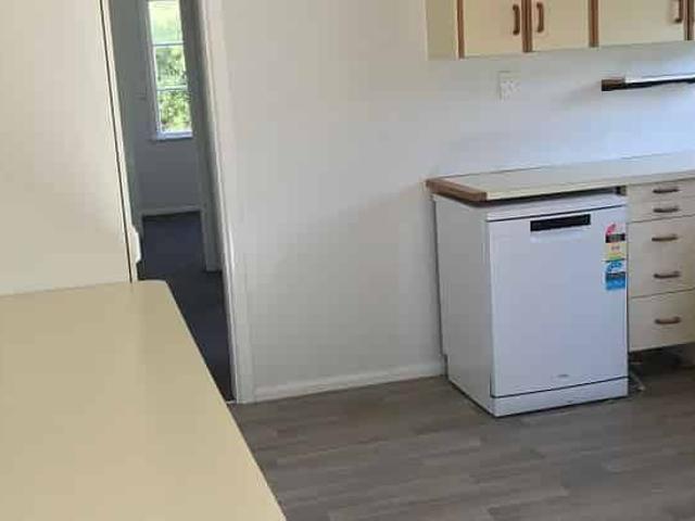 Family, 3 Bedroom Home in Cannons Creek