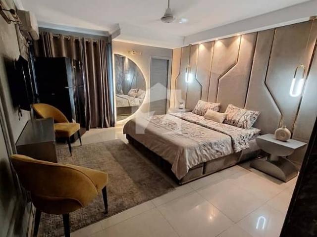 Family Apartment In Rehman Gardens Gated Society Near Dha Phase 1 Avenue Mall Lahore video available hai