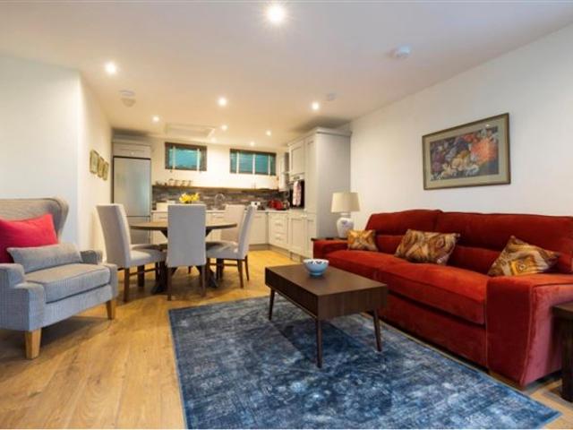 Family Garden Lodge, Ballylickey, Bantry, Cork, P75WY03