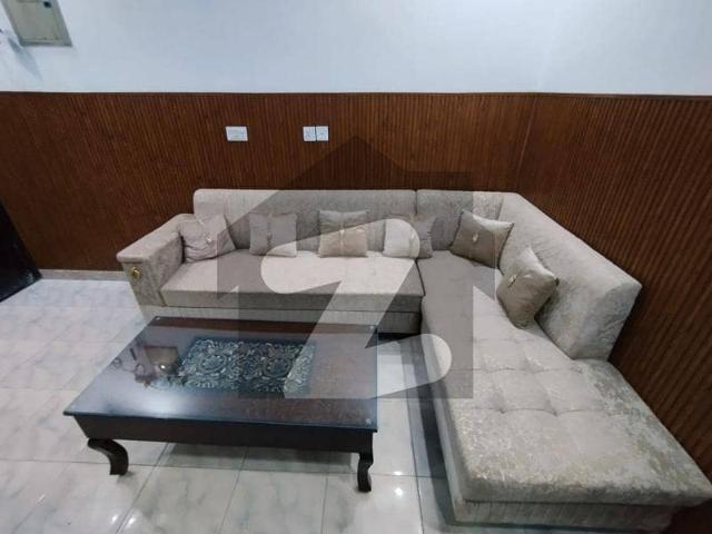 Family guest house rest and stay fully furnished portion ground floor with all amunities avalable daily weekly monthly rer night 15000/thousand center of the city