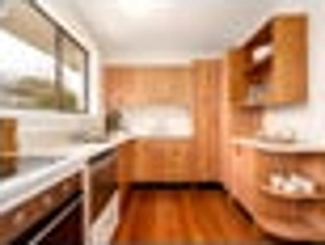 Family Favourite with Park & Playground Views