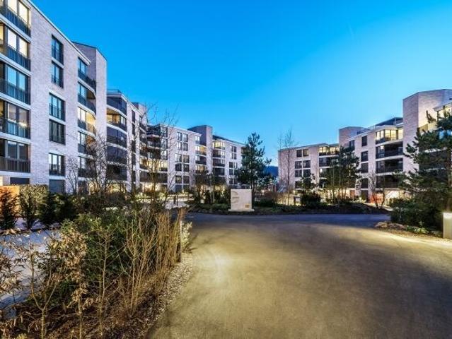 Family friendly apartment with beautiful courtyard