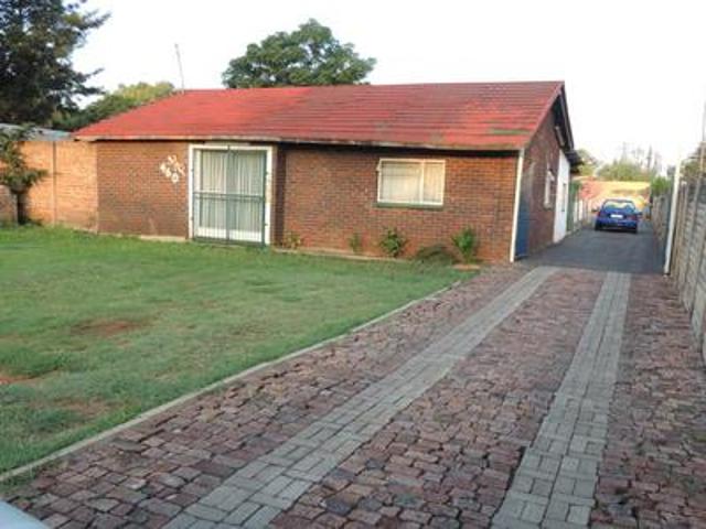 family house on 1276 sqm stand wolmer